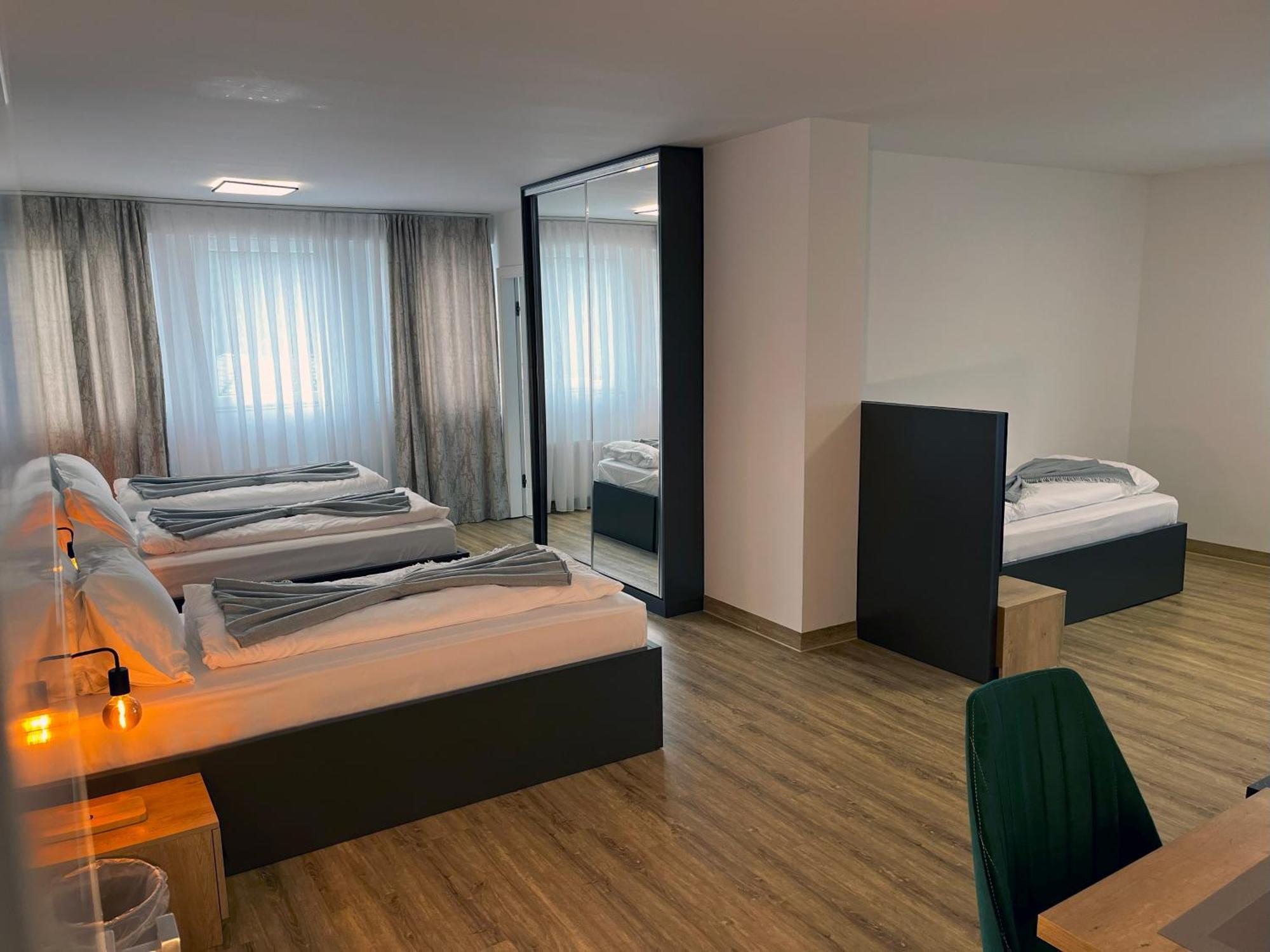 Haven Hotels - Hotel Dona Bergisch Gladbach Exterior photo